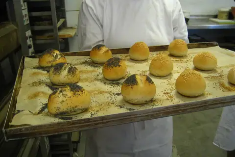 Busy Bee's Cake House photo 4